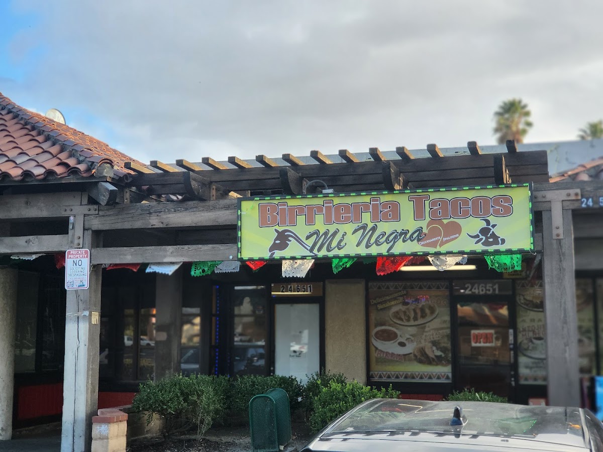 Birrieria Tacos Mi Negra